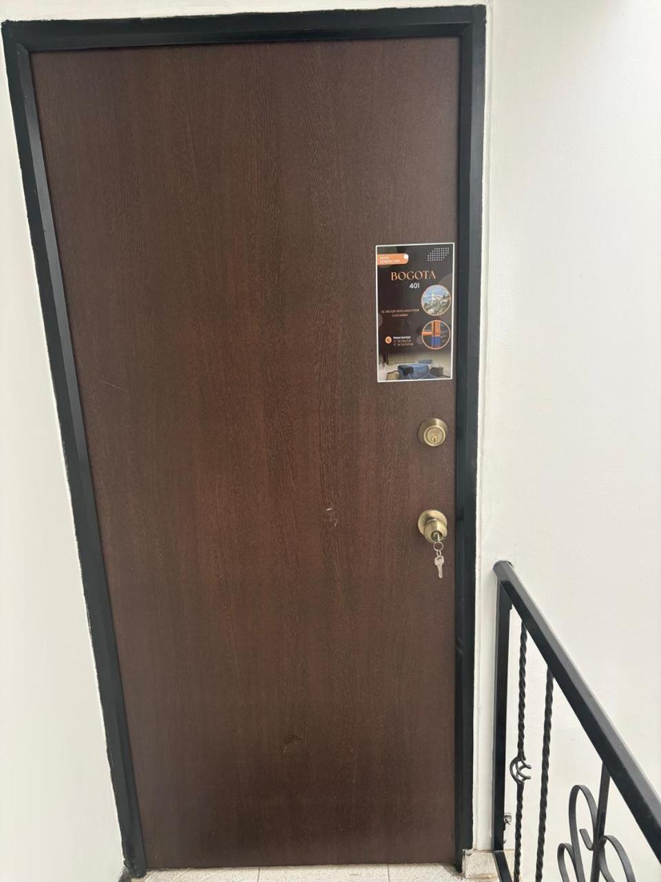 Quarto em Acomodações Particulares Dorado - Cerca Al Aeropuerto - 401 Bogotá